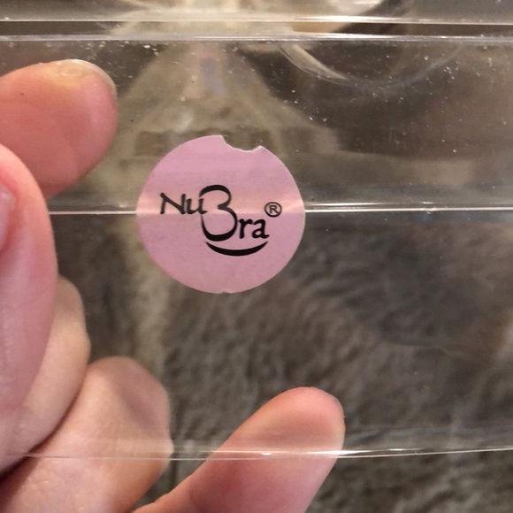 LAST CHANCE 💄 NuBra Ultra Lite Stick on Bra, D cup - Picture 3 of 4